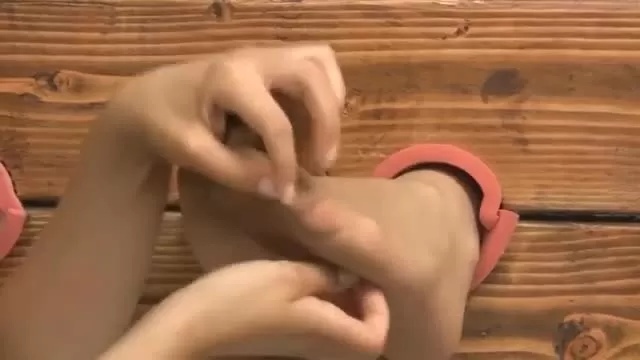 【Stryker】Ticklish Chloe Returns 欠债小仙女被双人教育_6_2.webp