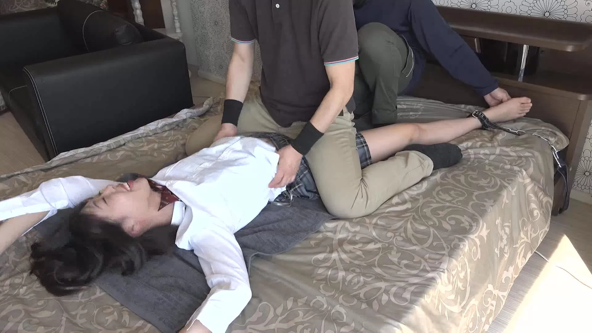 C-12 由爱 ゆあ 爱田由爱奈美酱遭同学背叛，被三个男人捆缚搔痒 WK165_Yua.0012 - 00-11-27.webp