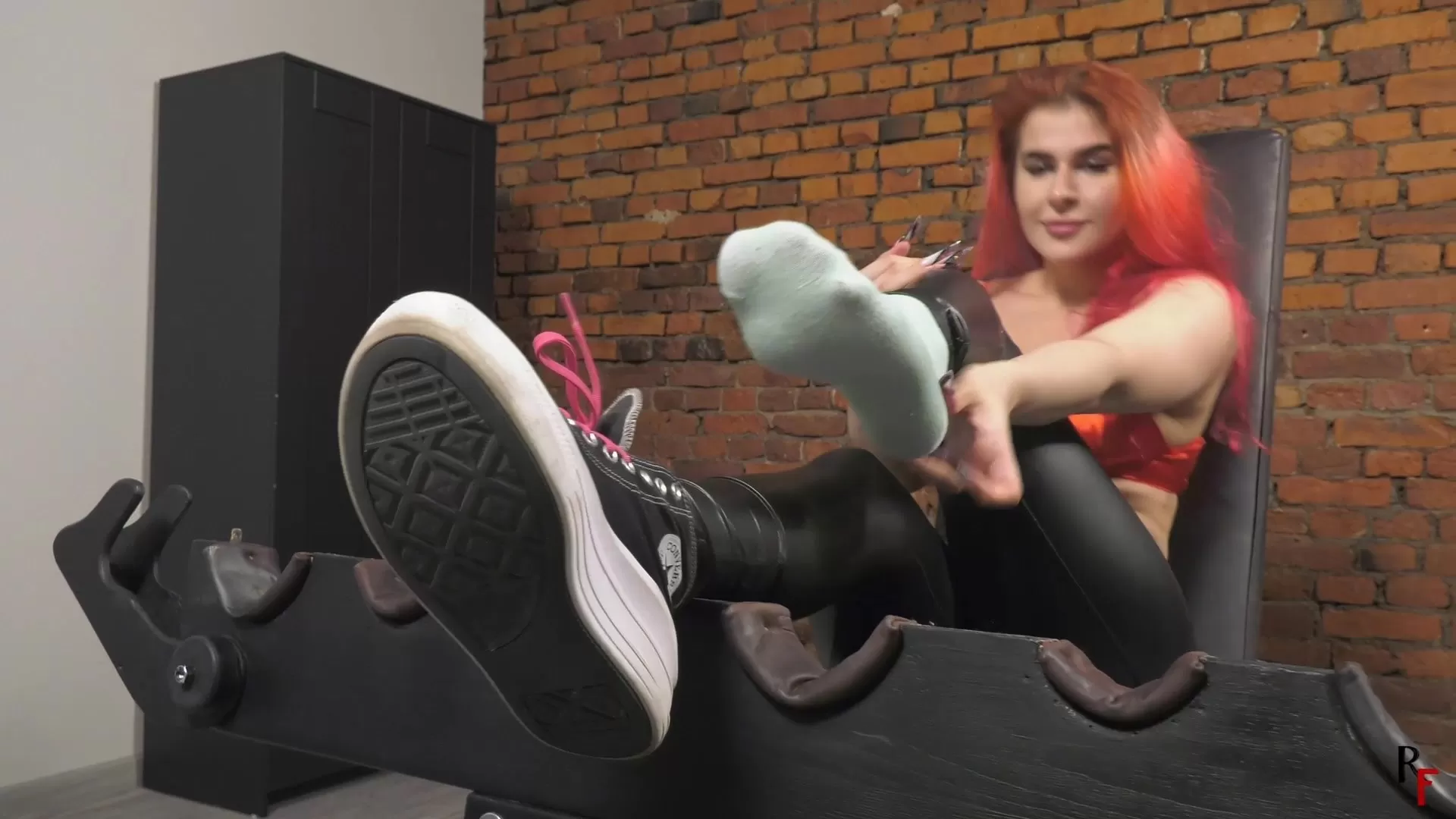 RFStudioProduction – Liza Lush plays with feet of stocked Pandora in a straitja.webp