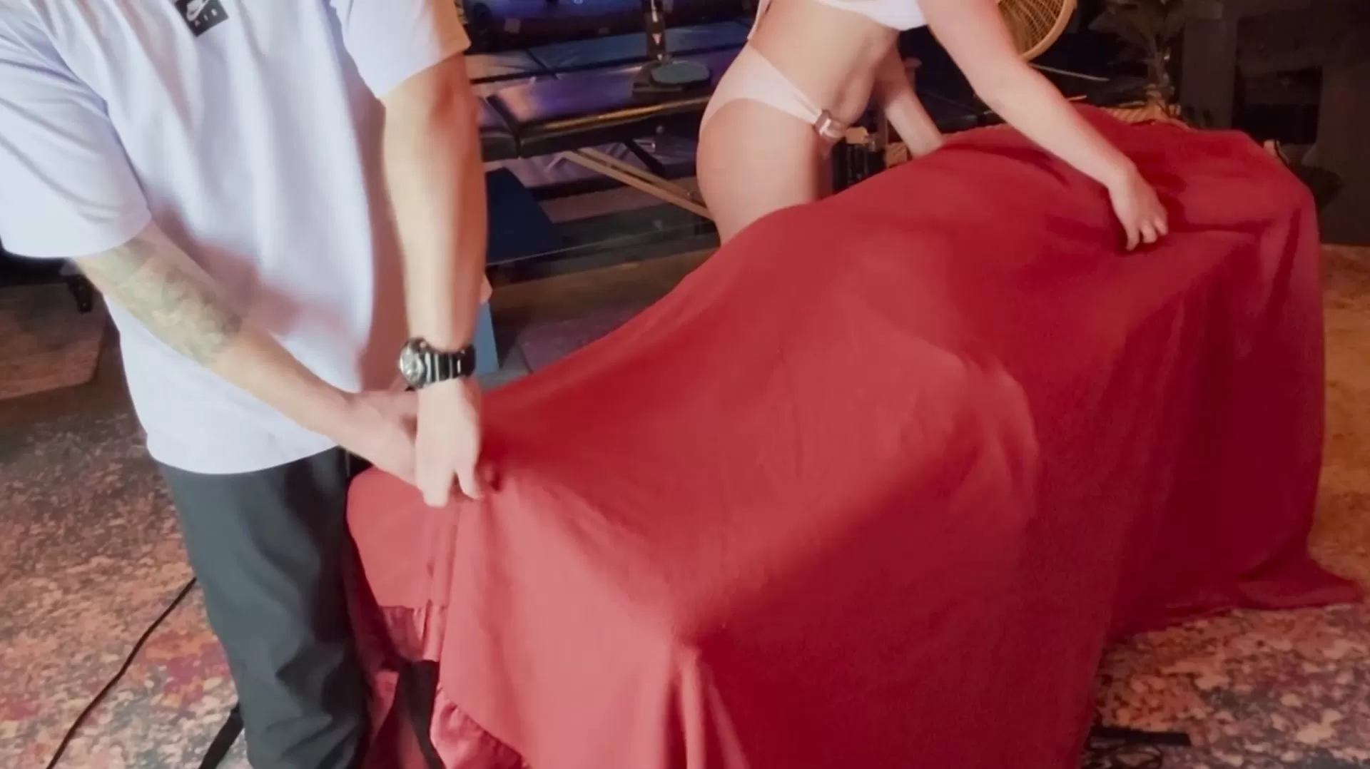 LaughsAndLust – Bound Under the Bedsheet Quietlee’s Slow Reveal Tickle Torment.webp