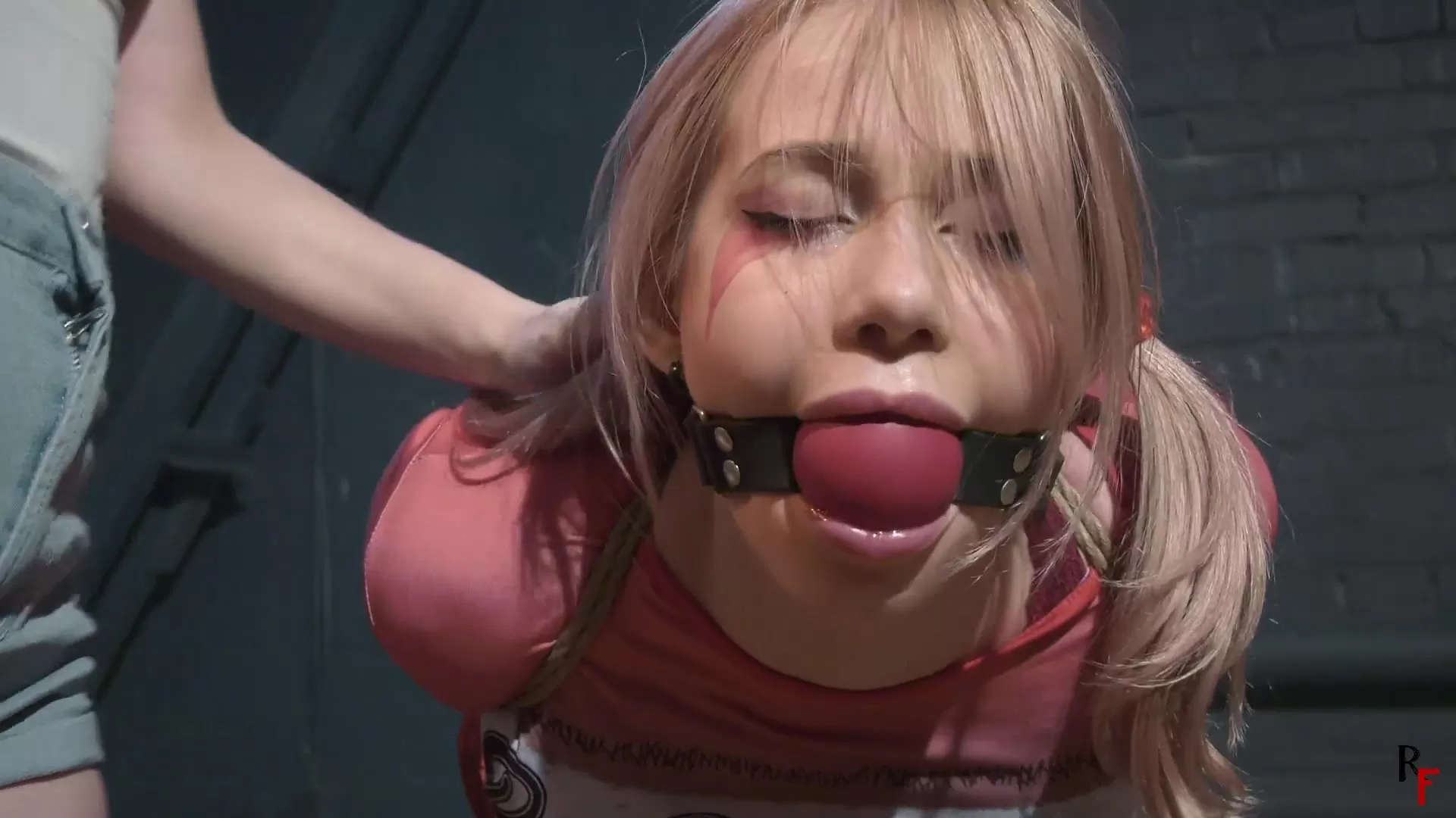 RussianFetish – Paloma worships bare feet of tightly hogtied and ballgagged Oli.webp