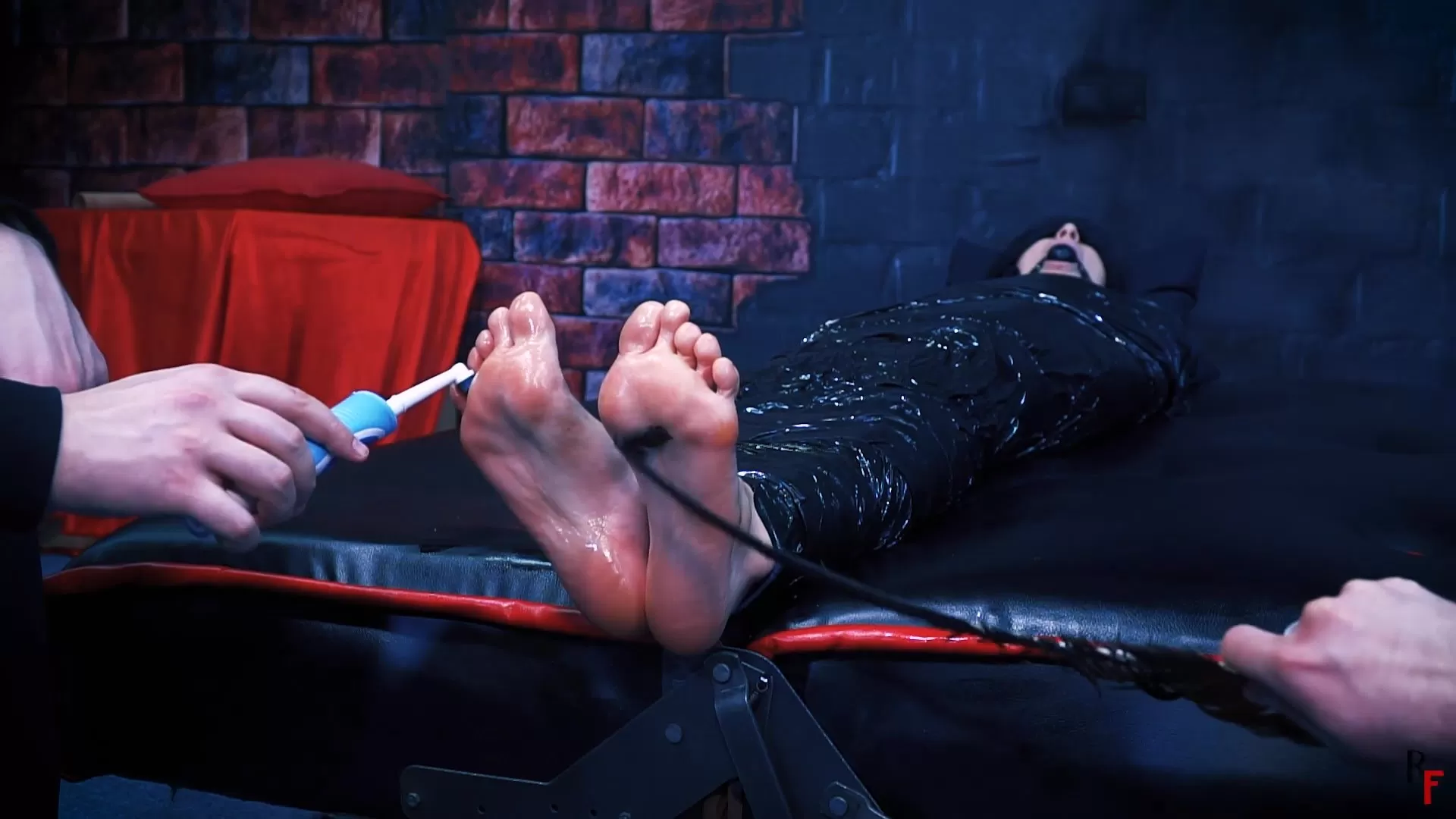 RussianFetish – Tickling protruding feet out of big cocoon with Ulyasha and Tai.webp