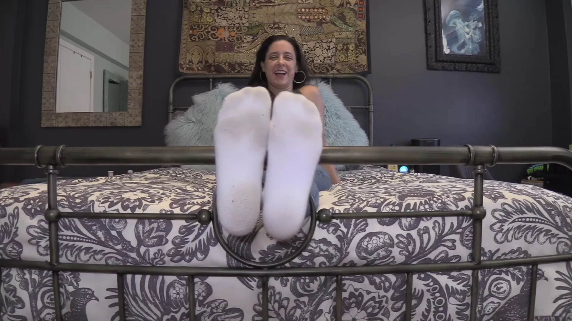 JamieDaniels – STUCK FOOT TICKLING.0001 - 00-01-21.webp