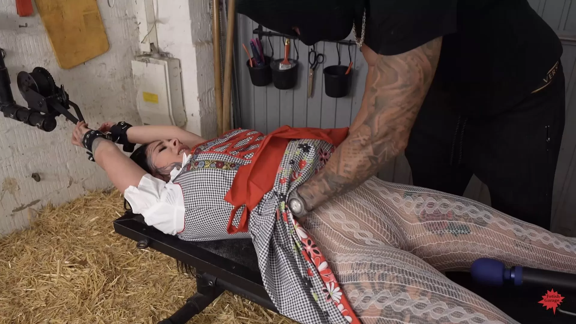 FetishGarage – Lena Being Tickled on the Stretching Bench in the Garage.mp4_sna.webp