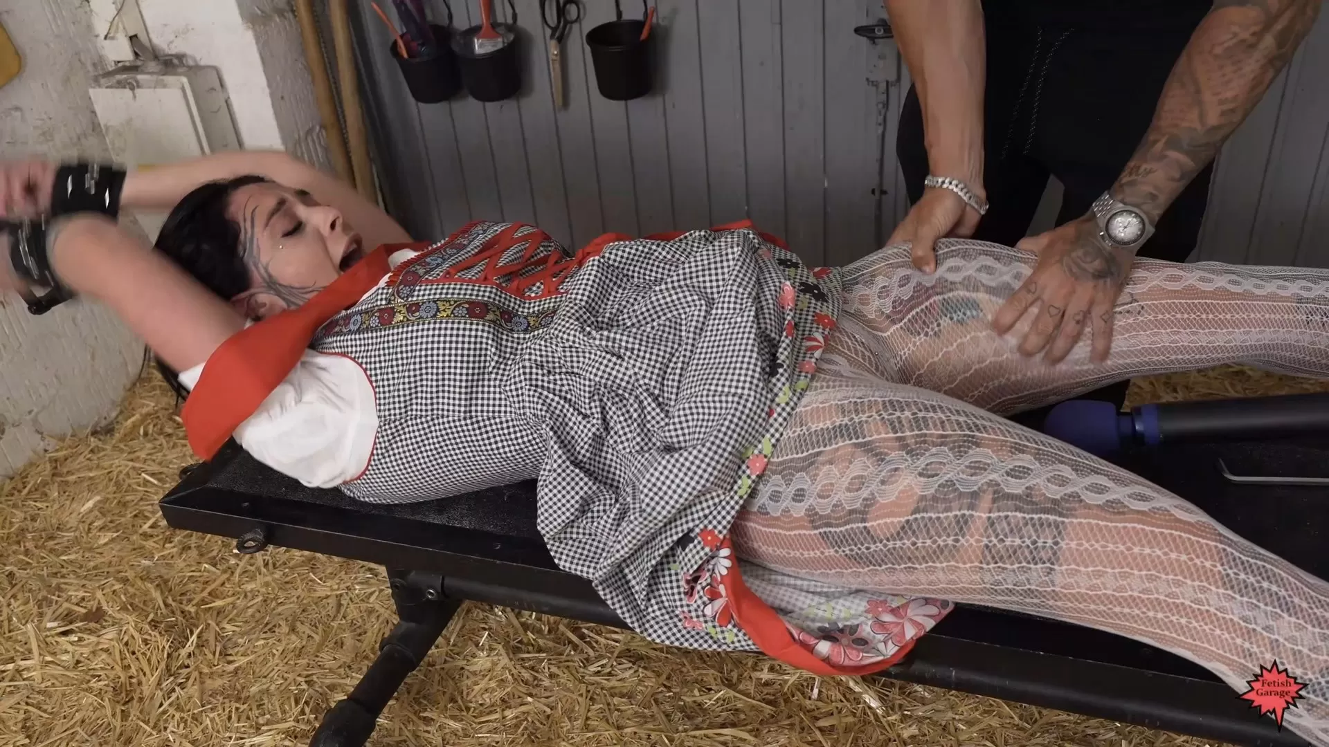 FetishGarage – Lena Being Tickled on the Stretching Bench in the Garage.mp4_sna.webp