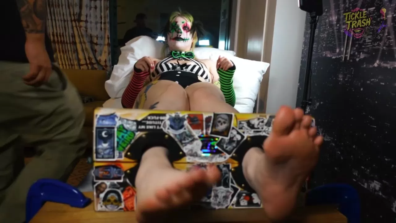 TickleTrash – Terrabyte's Lickling & Tickling Nightmare.0013 - 00-06-01.webp
