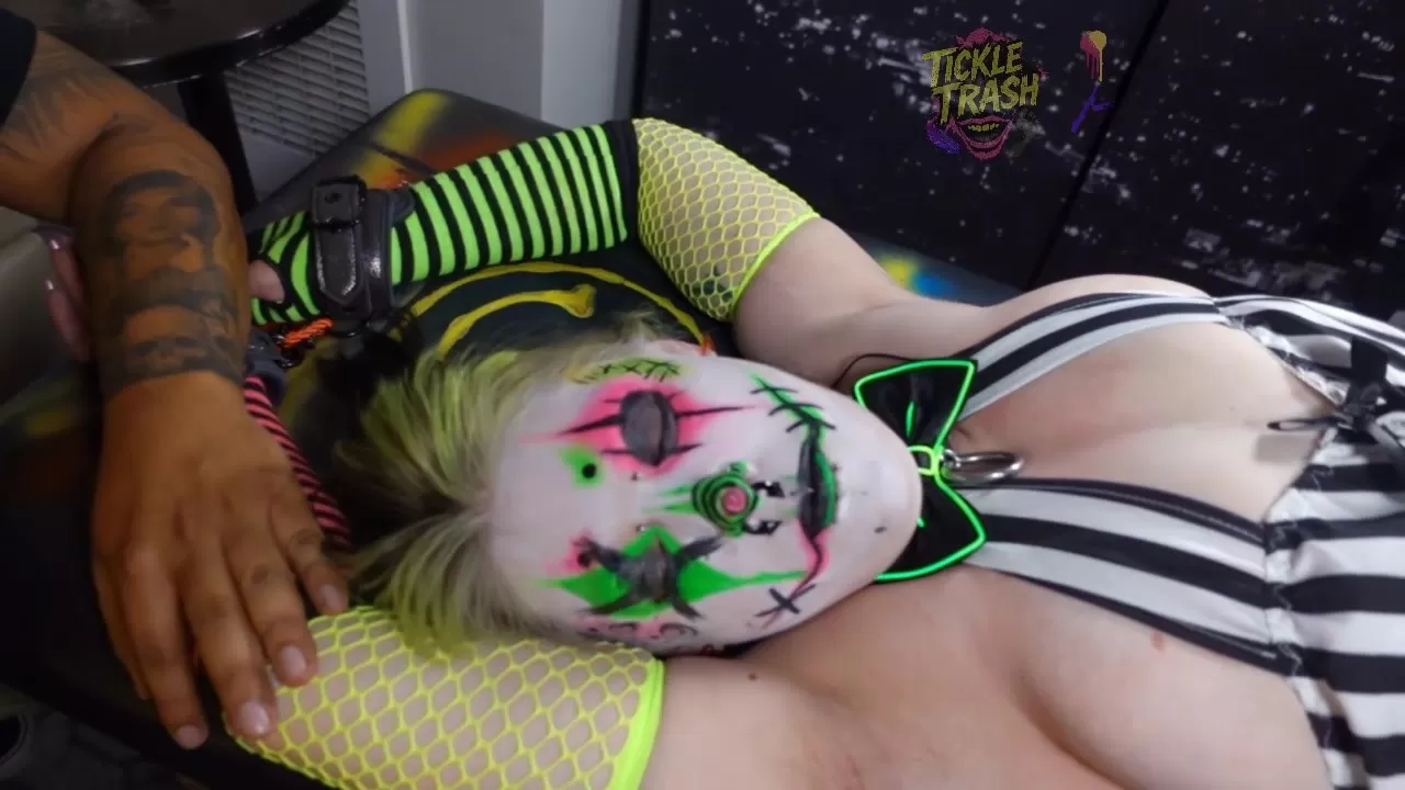 TickleTrash – Terrabyte's Ticklish Upperbody – Lets Put A Smile On That F.webp