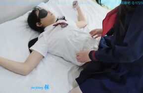[倔强]小冰小舞白丝互挠