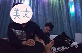 真实tou拍（露脸 ）老哥怒砸千金私人影院开发漂亮妹子tk
