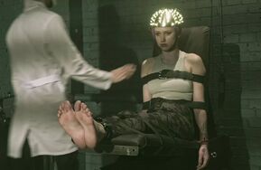 【点播】【痒奴头盔1：疯狂医生心灵头盔把美女变痒奴】RussianFetish – Psy Helmet – The story how Mad Doc made Astrid his tickle toy