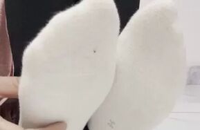 素人定拍，短靴踩脚裤白袜自挠TK（在线播）
